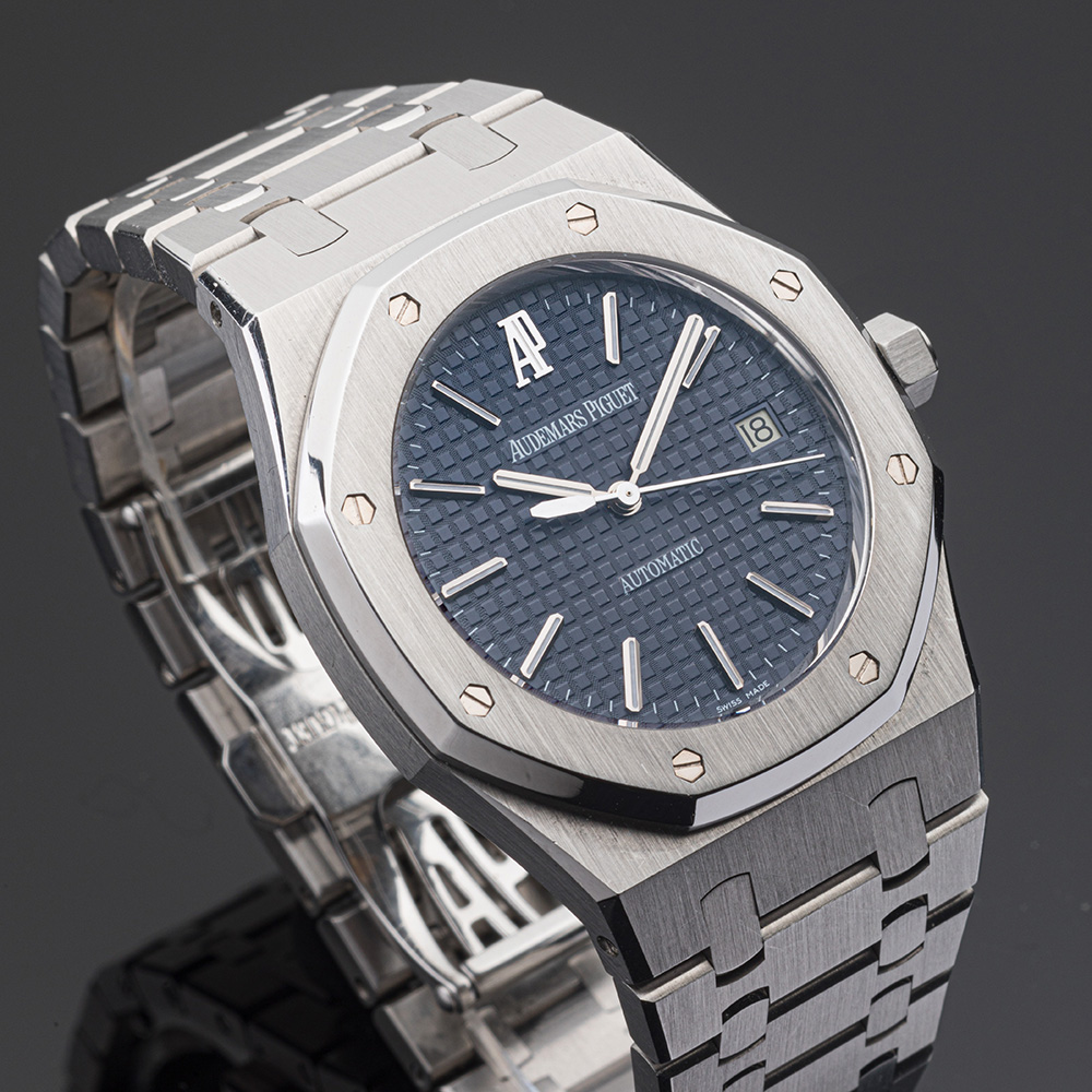 Audemars Piguet Royal Oak “Blue” button image