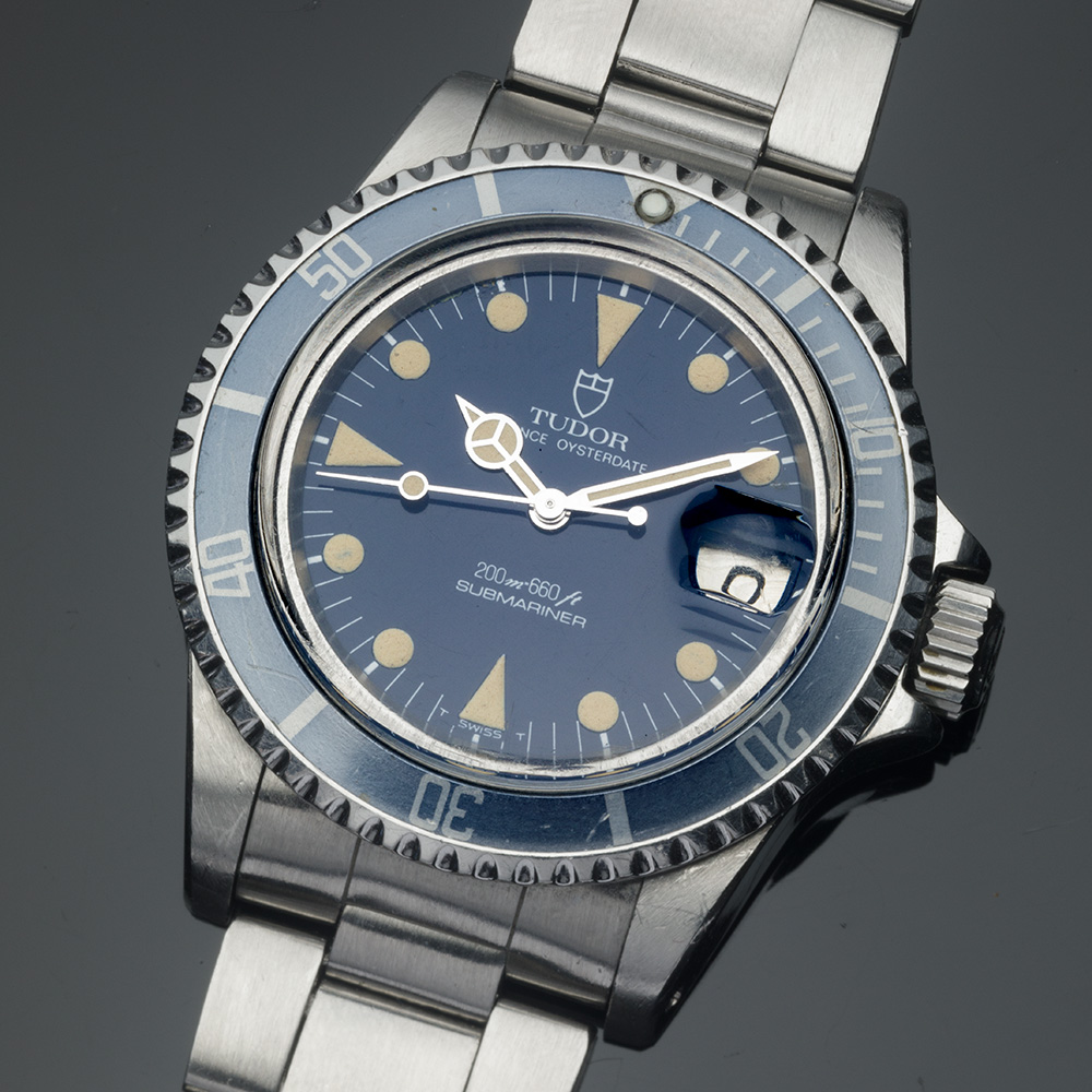 Tudor Submariner button image