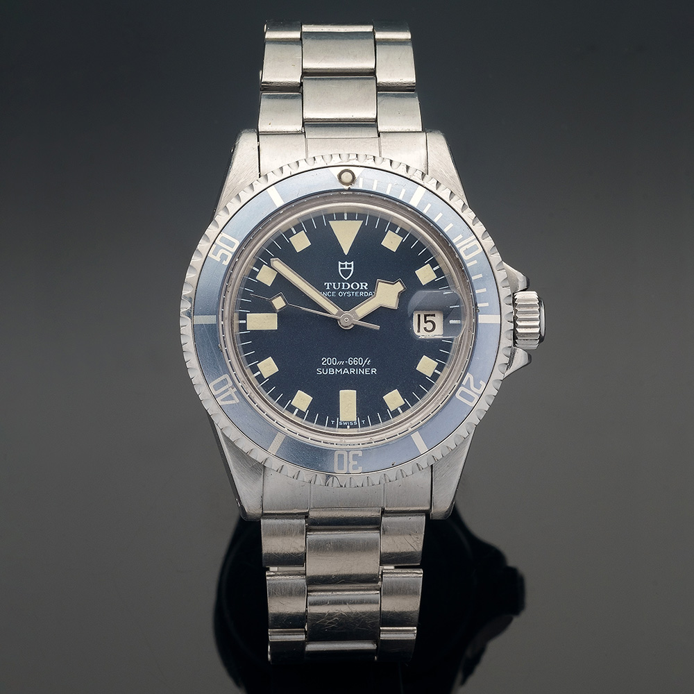 Tudor button image