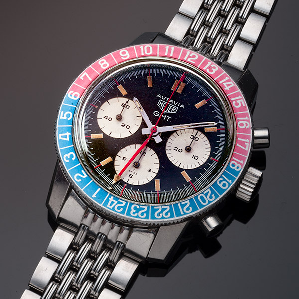 Heuer Autavia GMT button image